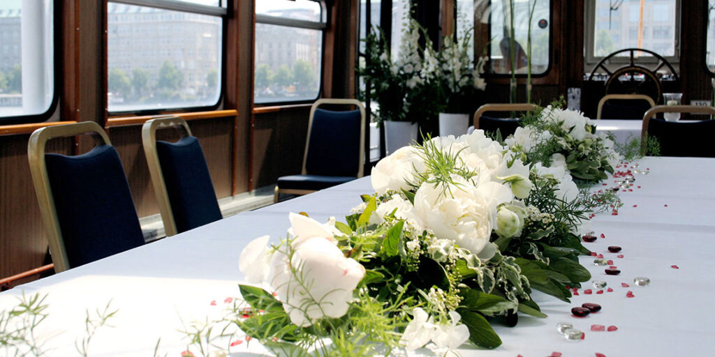 Alsterdampfer, Schiff Alsterfahrten Catering