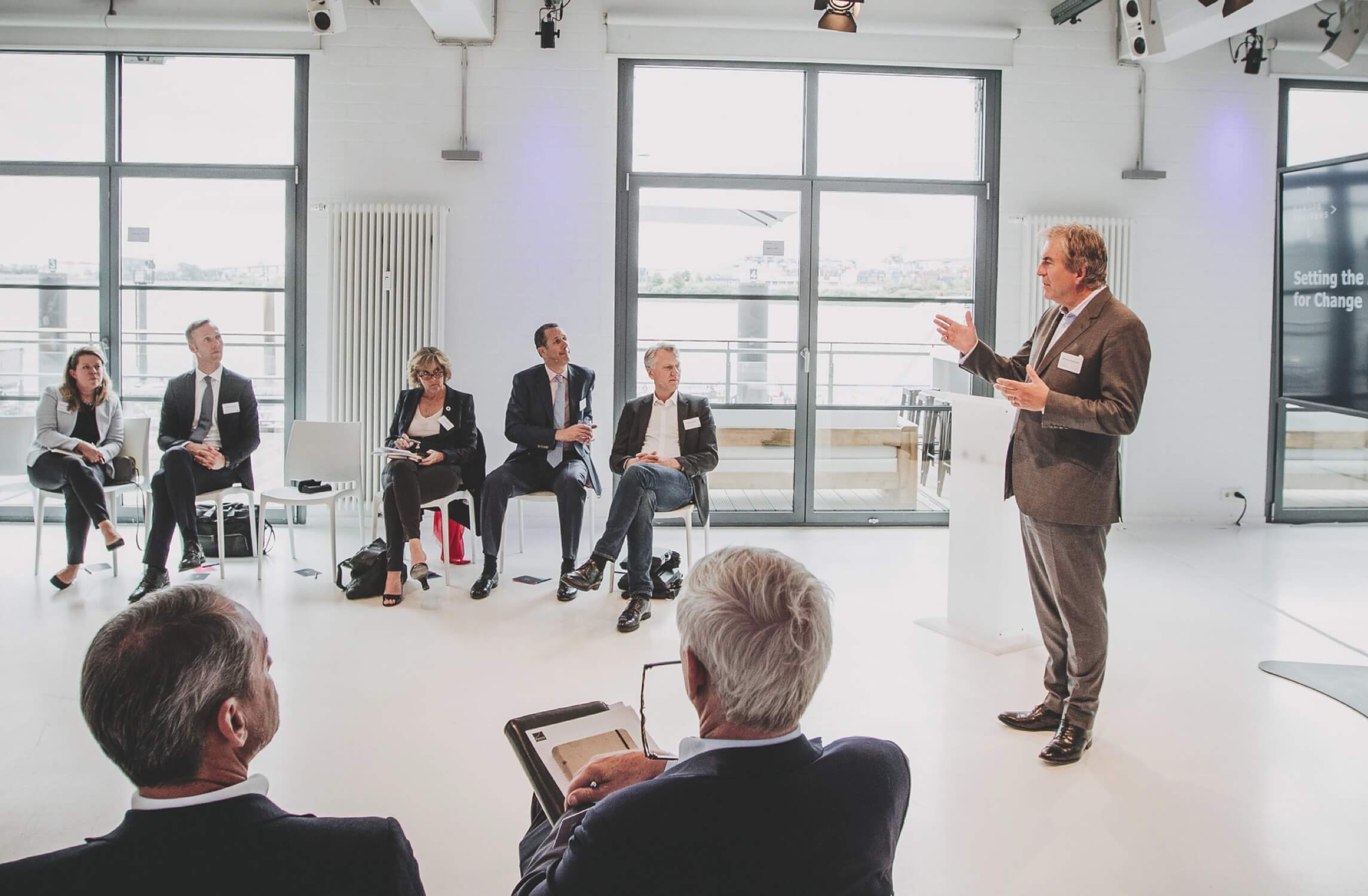 Business-Meeting, Vortrag im Altonaer Kaispeicher Xynteo