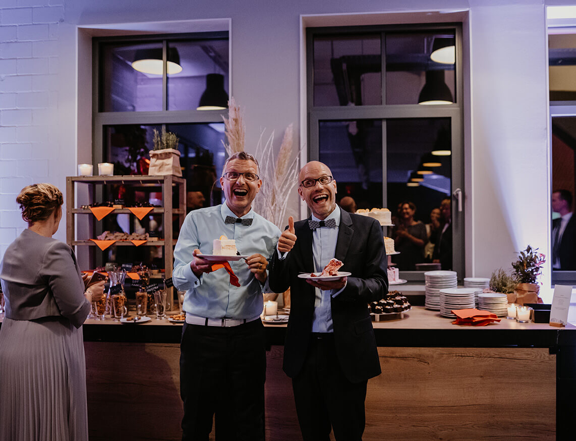Hochzeitsfeier, Referenz, Hochzeitspaar Dessertbuffet