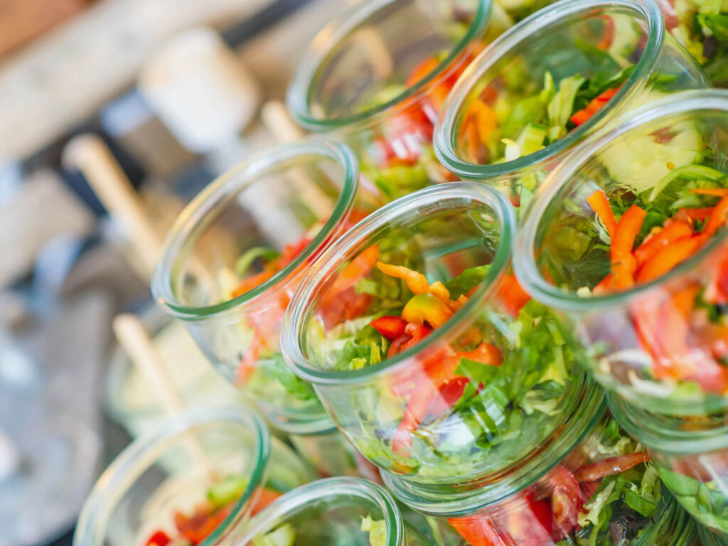 Veganes Catering, Salat im Glas
