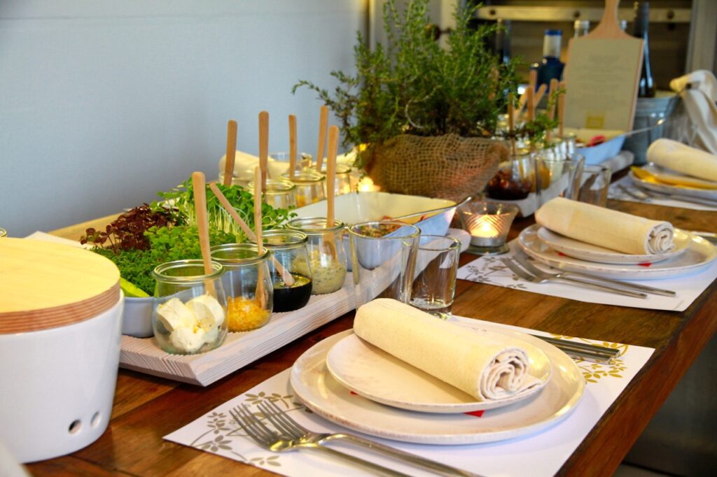 Vesper Diner, Catering, eingedeckter Tisch