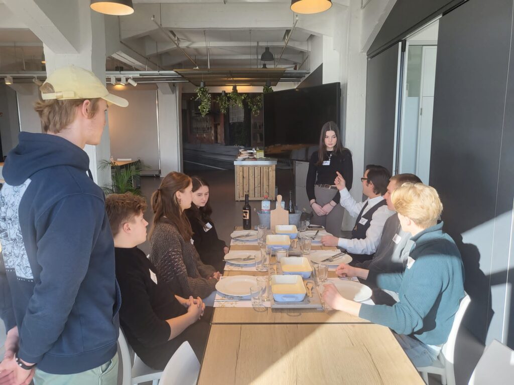 Brunckhorst Catering, Mitarbeiterbesprechung