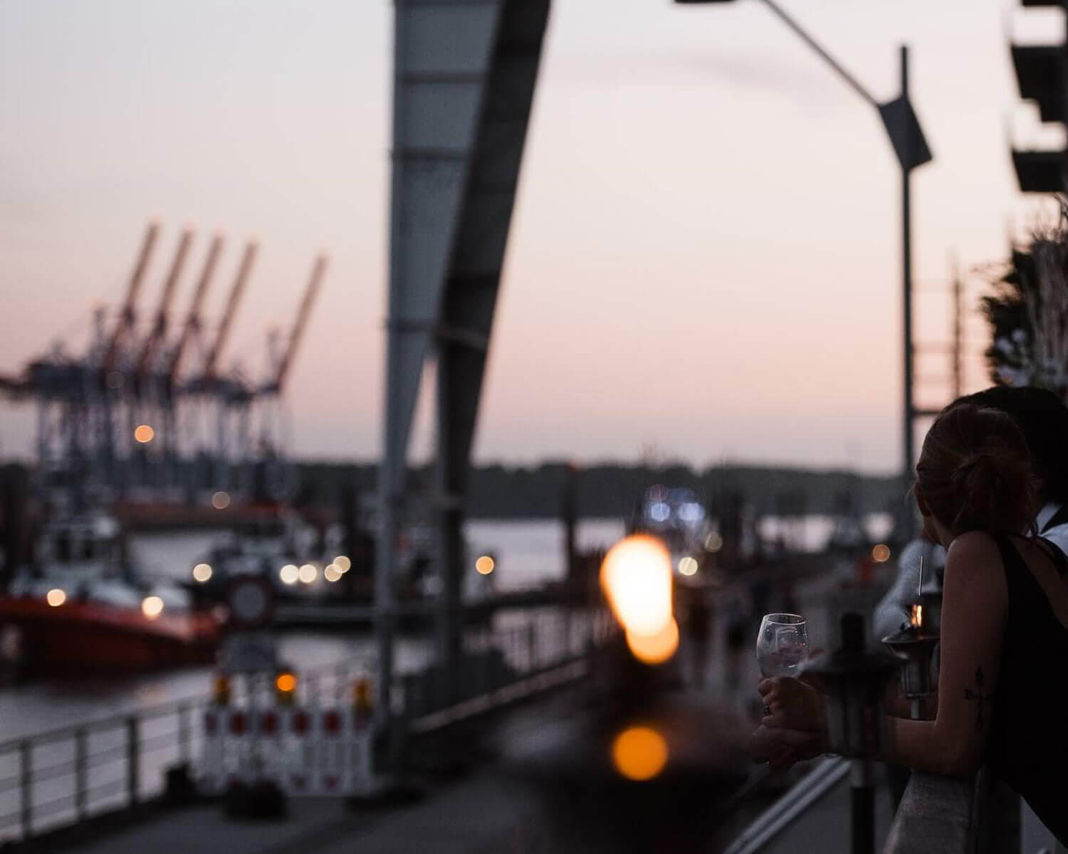 Hochzeit, Location, romantischer Blick auf den Hafen
