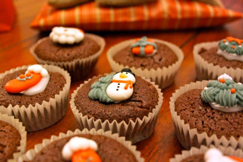 Weihnachtsfeier, weihnachtliches Gebäck, Catering